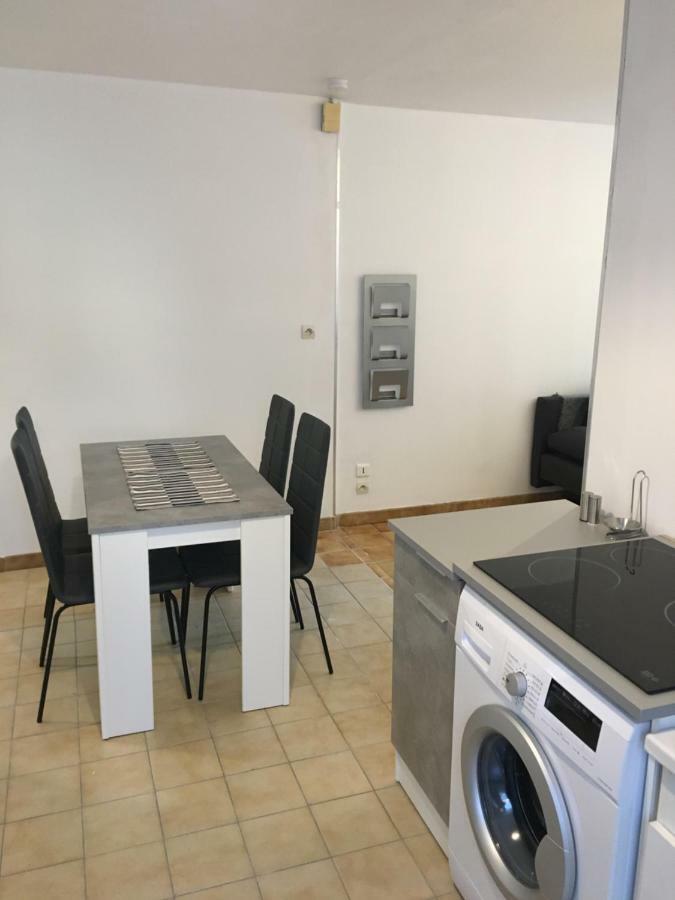 Charmant T2 Rdc Dans Residence Avec Parc Arbore Saint-Pierre-le-Moutier Экстерьер фото